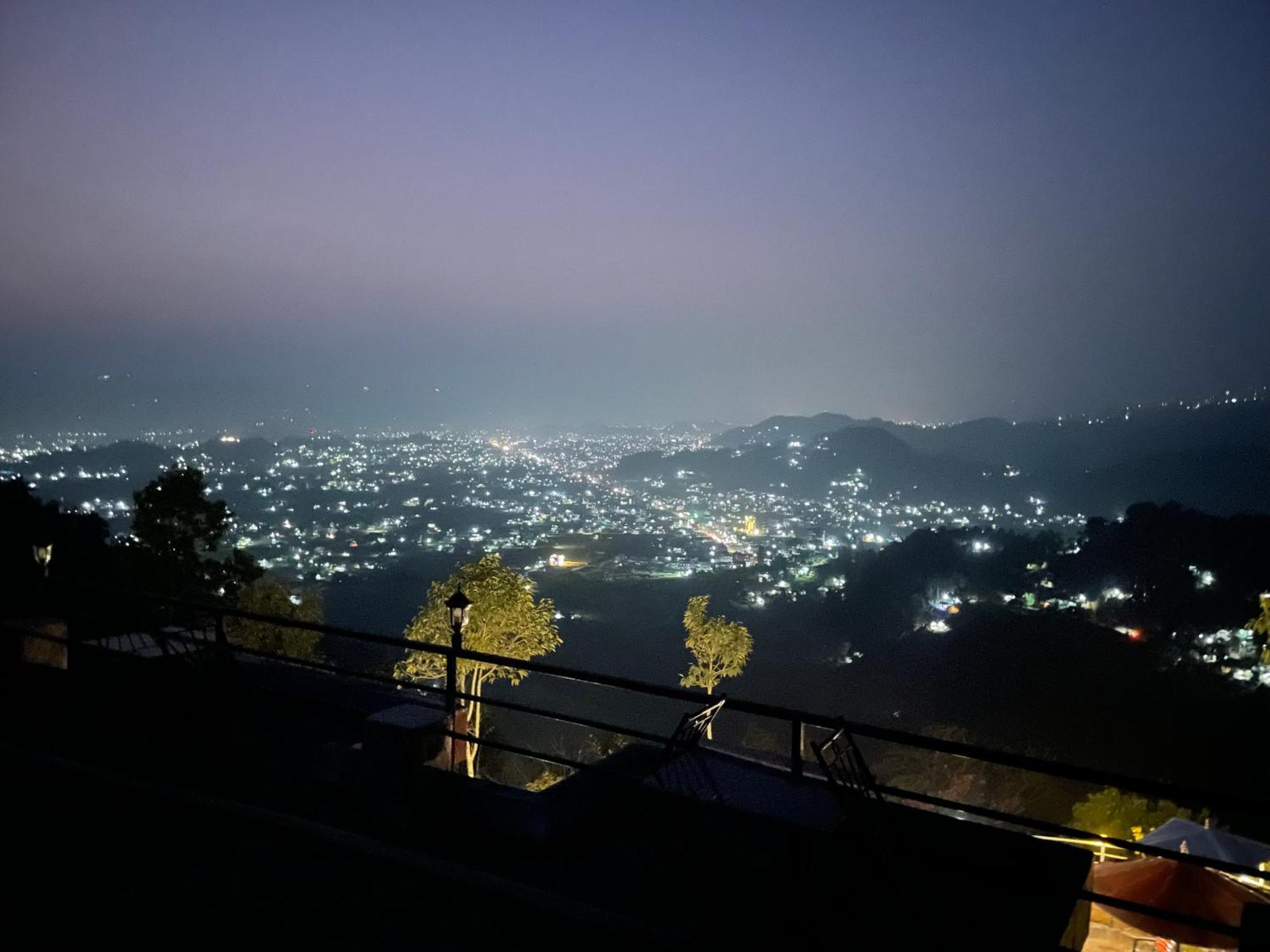 Himalaya Serene View Guest House & Farm Stay Deorāli Buitenkant foto