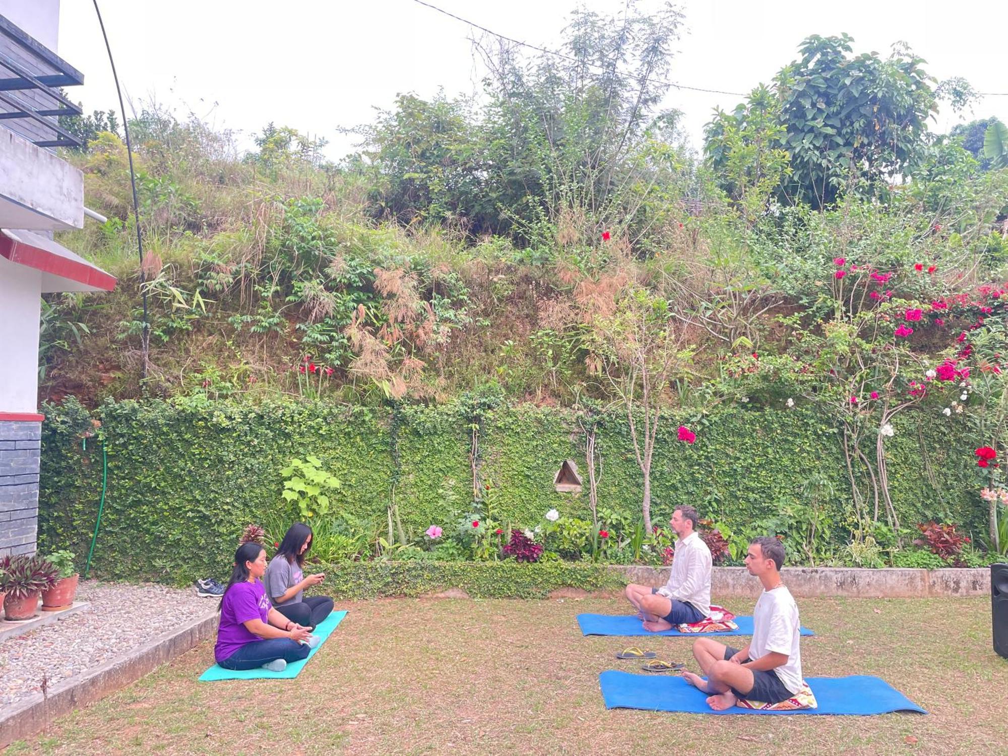 Himalaya Serene View Guest House & Farm Stay Deorāli Buitenkant foto